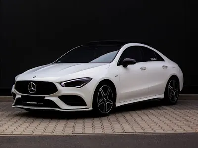 RACE / Wypożyczalnia samochodów w Legnicy